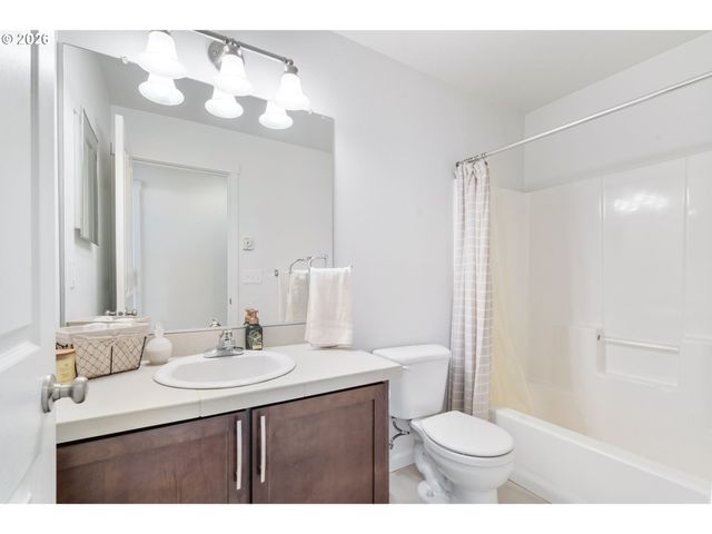 679 Nw 118TH Ave 107, Portland, OR 97229
