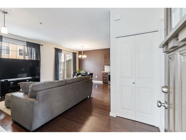 679 Nw 118TH Ave 107, Portland, OR 97229