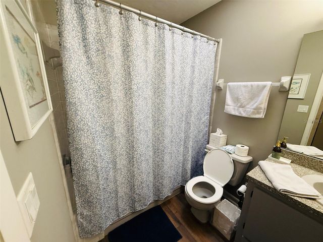 2210 NW 44TH PLACE, Gainesville, FL 32605