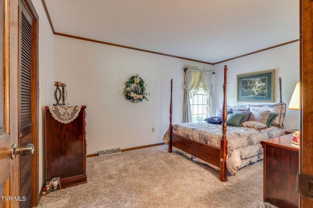 453 Twin Barns Road, Greeneville, TN 37743
