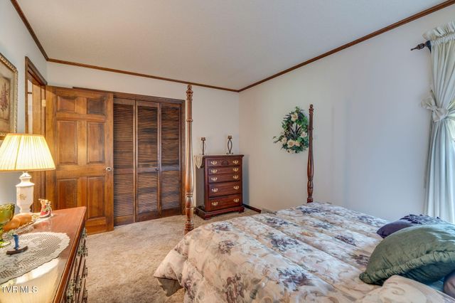 453 Twin Barns Road, Greeneville, TN 37743