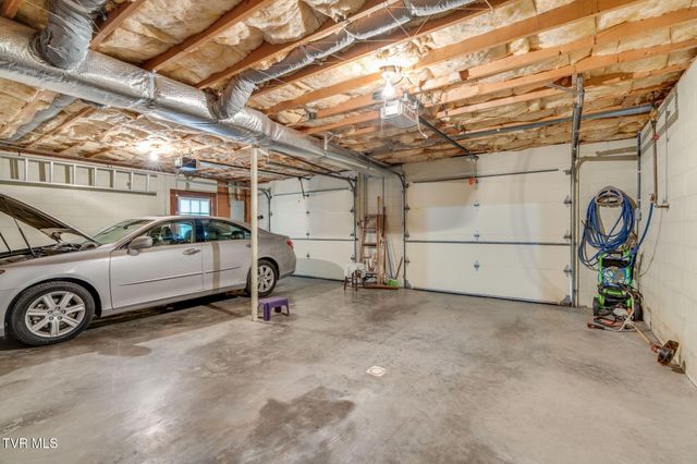 453 Twin Barns Road, Greeneville, TN 37743