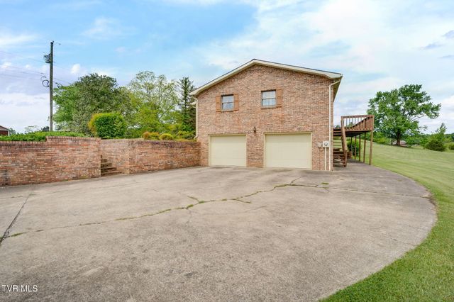 453 Twin Barns Road, Greeneville, TN 37743