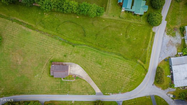 453 Twin Barns Road, Greeneville, TN 37743