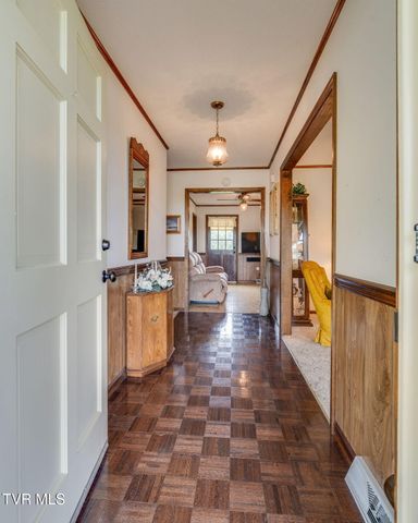 453 Twin Barns Road, Greeneville, TN 37743