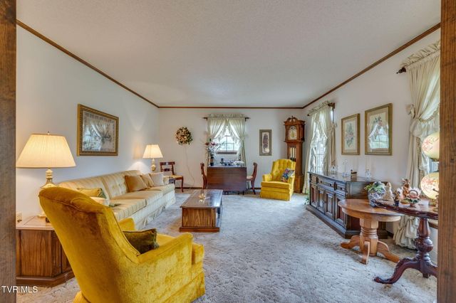 453 Twin Barns Road, Greeneville, TN 37743