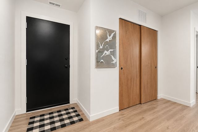 3318 S Morgan Street 2F, Chicago, IL 60608