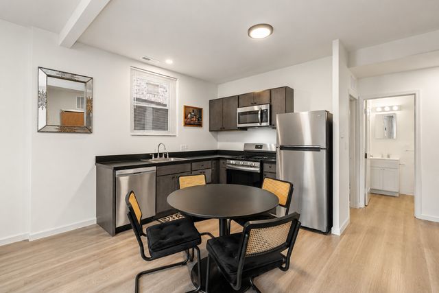 3318 S Morgan Street 2F, Chicago, IL 60608