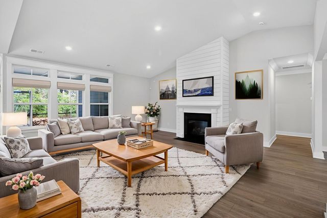 2318 Lenwick Hall Lane, Johns Island, SC 29455