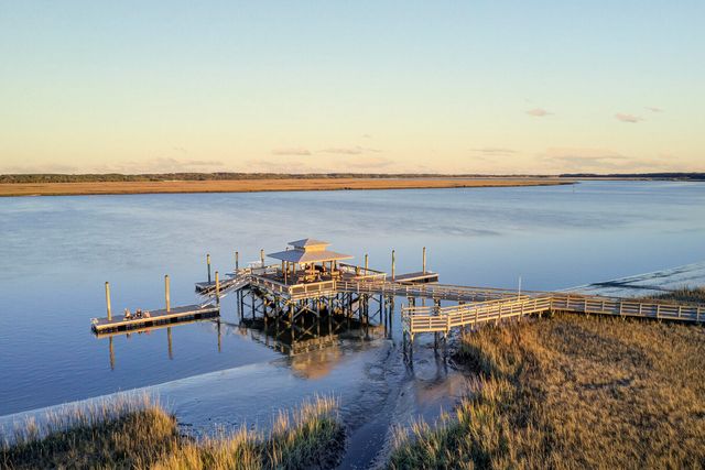 2318 Lenwick Hall Lane, Johns Island, SC 29455