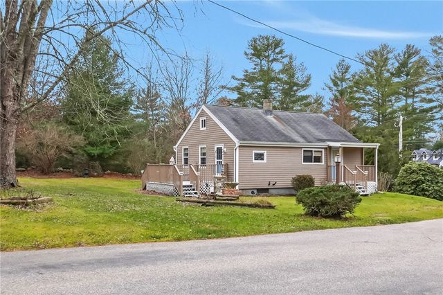 86 Laurel Lane, South Kingstown, RI 02892