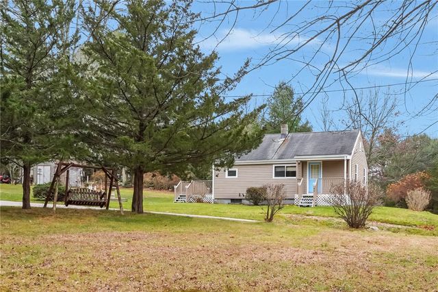 86 Laurel Lane, South Kingstown, RI 02892