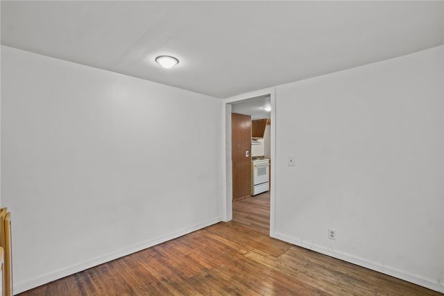 86 Laurel Lane, South Kingstown, RI 02892