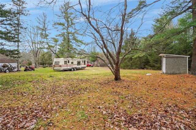 86 Laurel Lane, South Kingstown, RI 02892