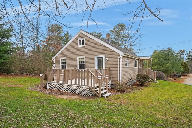 86 Laurel Lane, South Kingstown, RI 02892