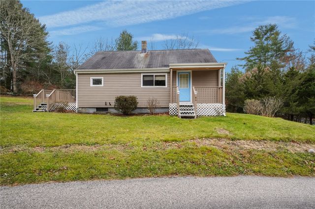 86 Laurel Lane, South Kingstown, RI 02892