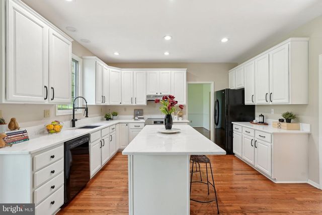 1521 YEATMANS STATION RD, Landenberg, PA 19350