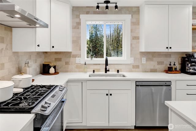 1231 Deer Creek Drive, Ferndale, WA 98248