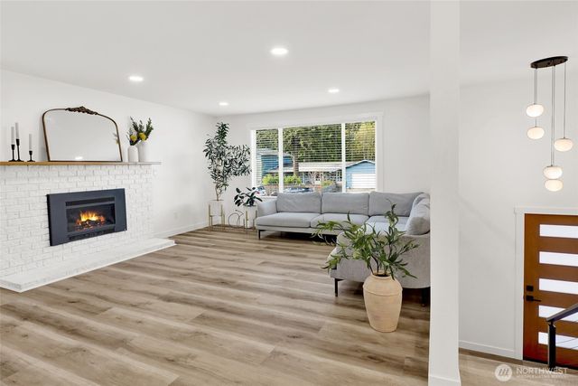 1231 Deer Creek Drive, Ferndale, WA 98248