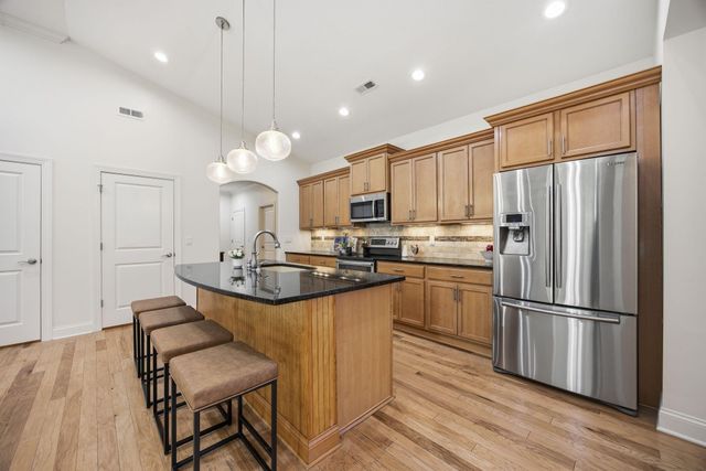 1792 Sedgefield Drive, Ooltewah, TN 37363