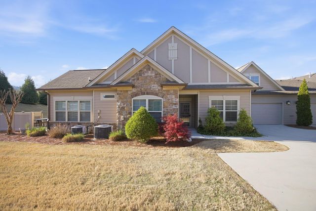 1792 Sedgefield Drive, Ooltewah, TN 37363