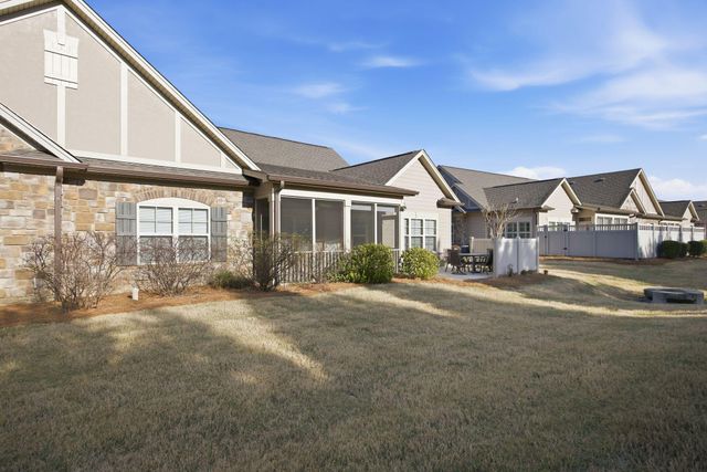 1792 Sedgefield Drive, Ooltewah, TN 37363
