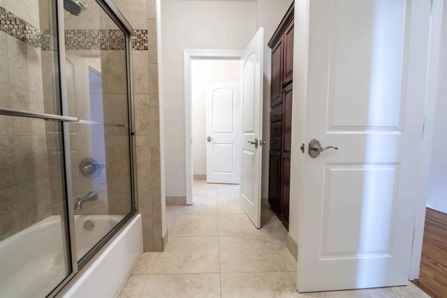 7365 OSBORN MEADOWS DR, Arlington, TN 38002