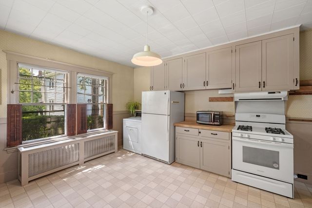 241 E. Lothrop, Beverly, MA 01915