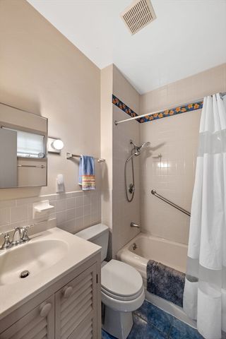 241 E. Lothrop, Beverly, MA 01915