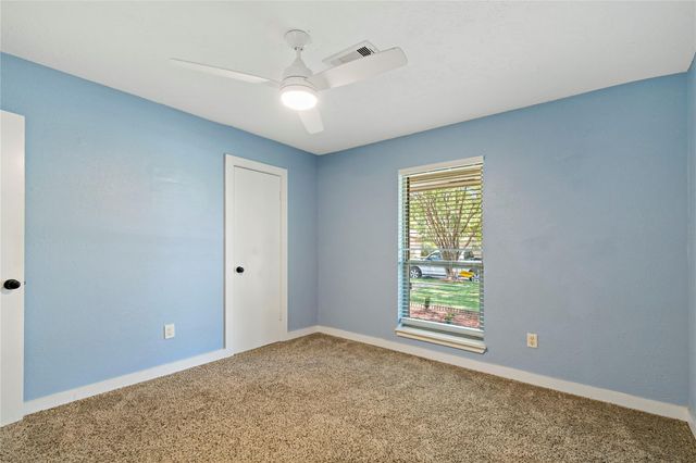 4518 N Heron Drive, Seabrook, TX 77586