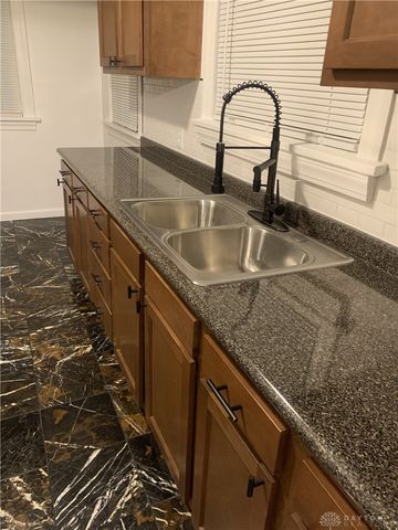 216 Westwood Avenue, Dayton, OH 45417