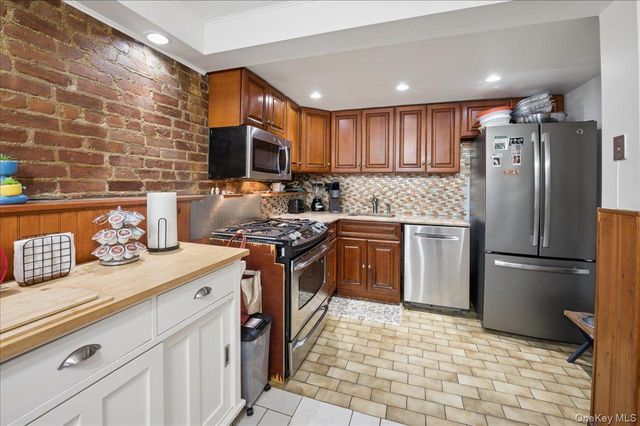 1210 Lakewood Place, Bronx, NY 10461