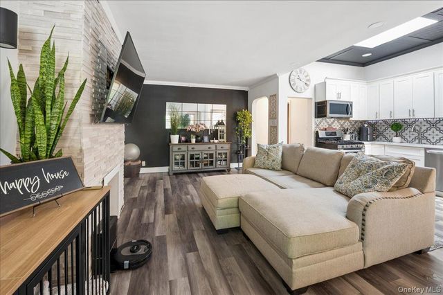 1210 Lakewood Place, Bronx, NY 10461