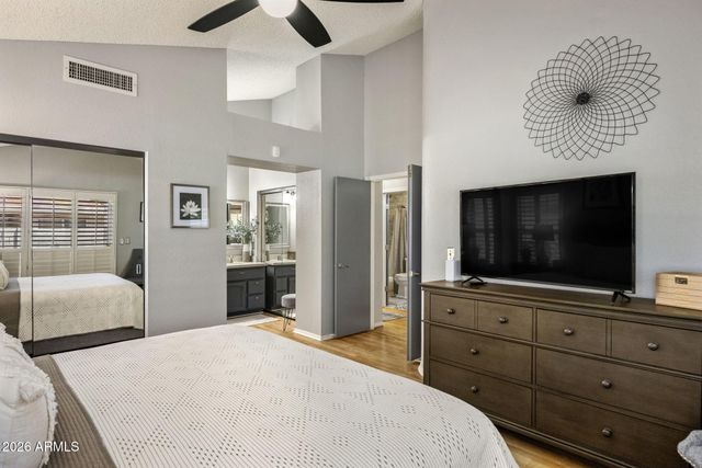 1030 E VILLA THERESA Drive, Phoenix, AZ 85022