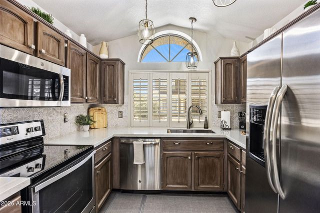 1030 E VILLA THERESA Drive, Phoenix, AZ 85022