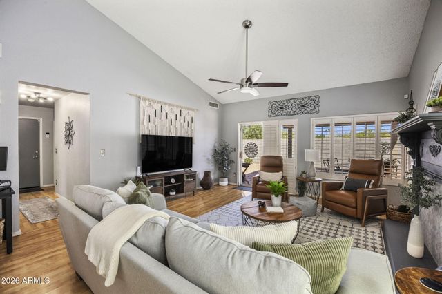 1030 E VILLA THERESA Drive, Phoenix, AZ 85022