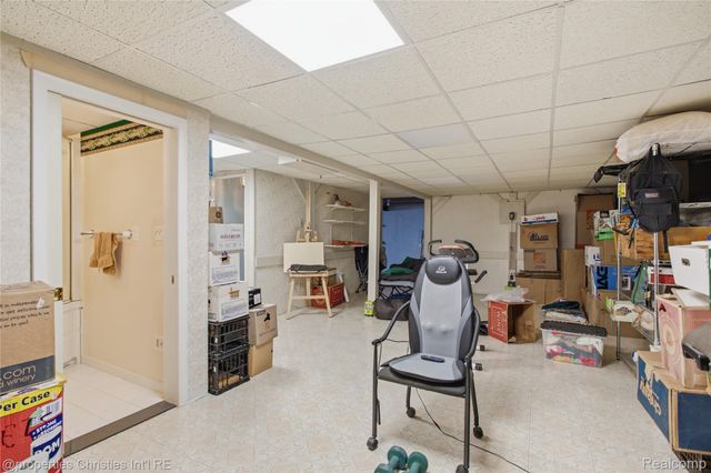 40556 Newport Drive, Plymouth Charter Township, MI 48170