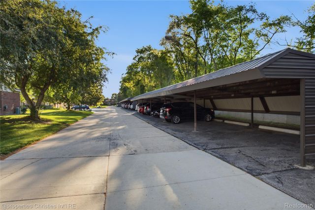 40556 Newport Drive, Plymouth Charter Township, MI 48170
