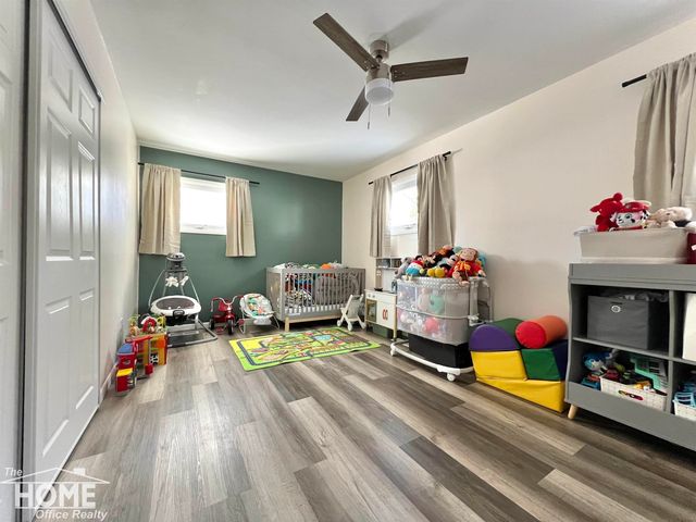 210 Stratford Drive, Owosso, MI 48867