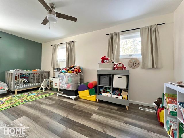 210 Stratford Drive, Owosso, MI 48867