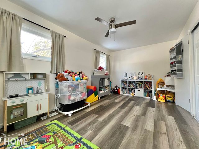 210 Stratford Drive, Owosso, MI 48867