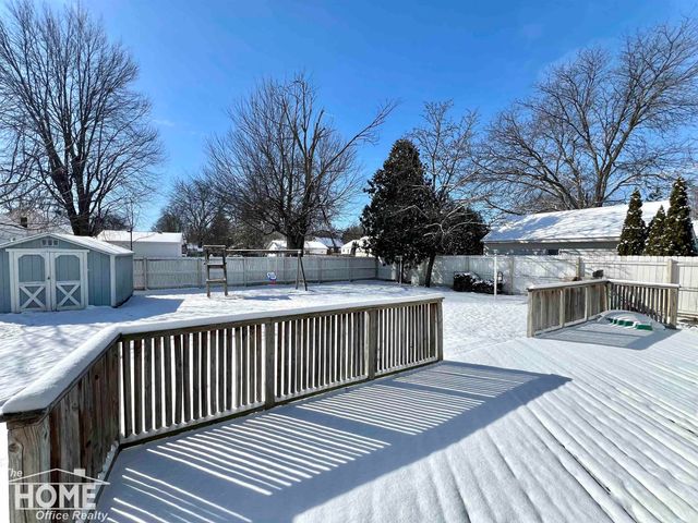 210 Stratford Drive, Owosso, MI 48867