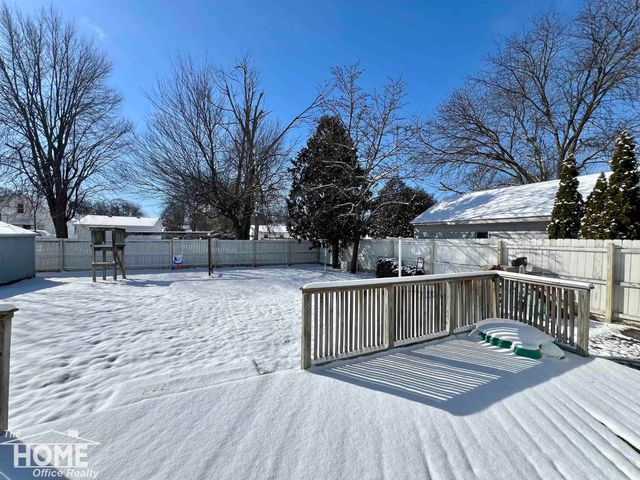 210 Stratford Drive, Owosso, MI 48867