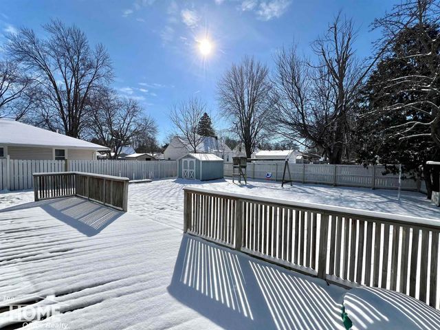 210 Stratford Drive, Owosso, MI 48867