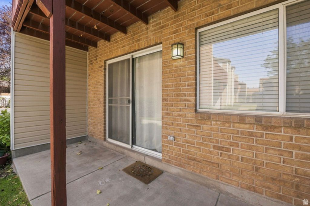 121 W 905 N, Orem, UT 84057 — photo 4
