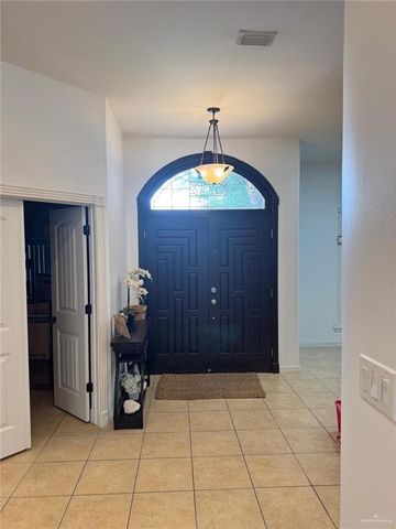 2712 Bluebird Avenue, Mcallen, TX 78504