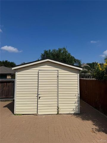 2712 Bluebird Avenue, Mcallen, TX 78504