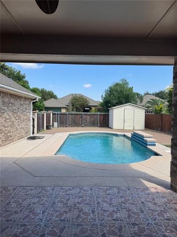 2712 Bluebird Avenue, Mcallen, TX 78504