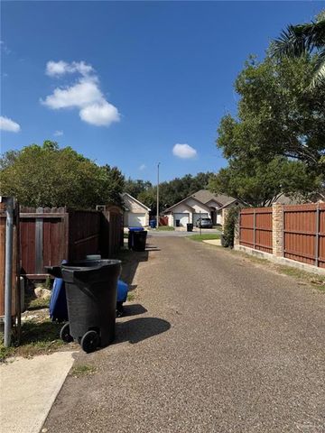 2712 Bluebird Avenue, Mcallen, TX 78504