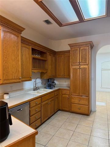 2712 Bluebird Avenue, Mcallen, TX 78504